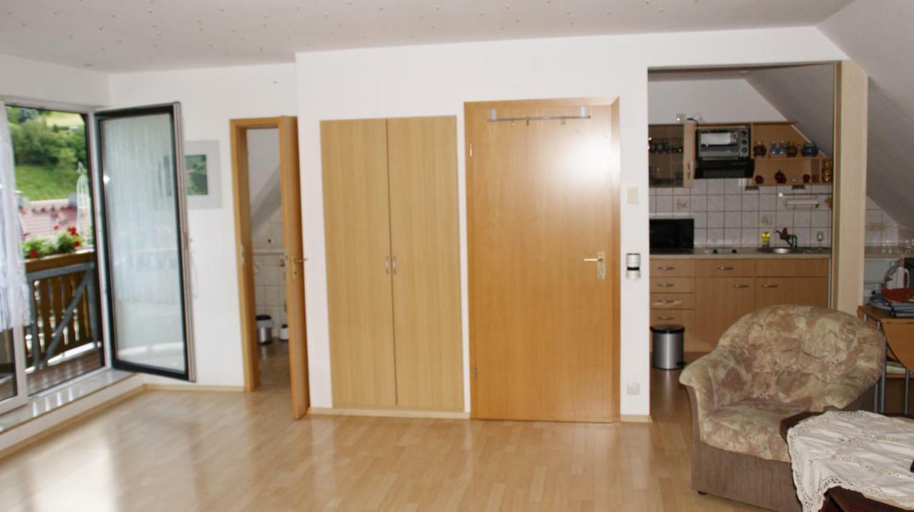 Appartement Moni *